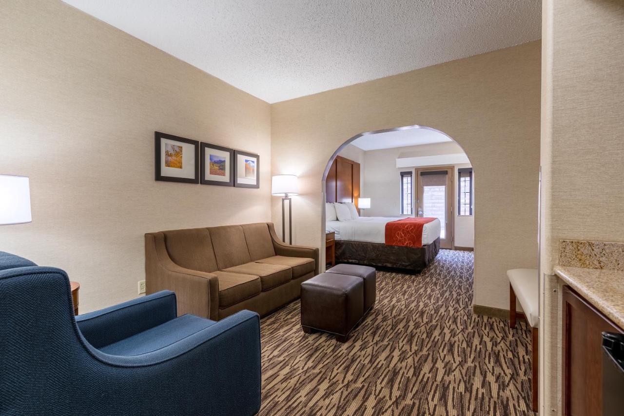 Comfort Suites Golden West On Evergreen Parkway Ngoại thất bức ảnh