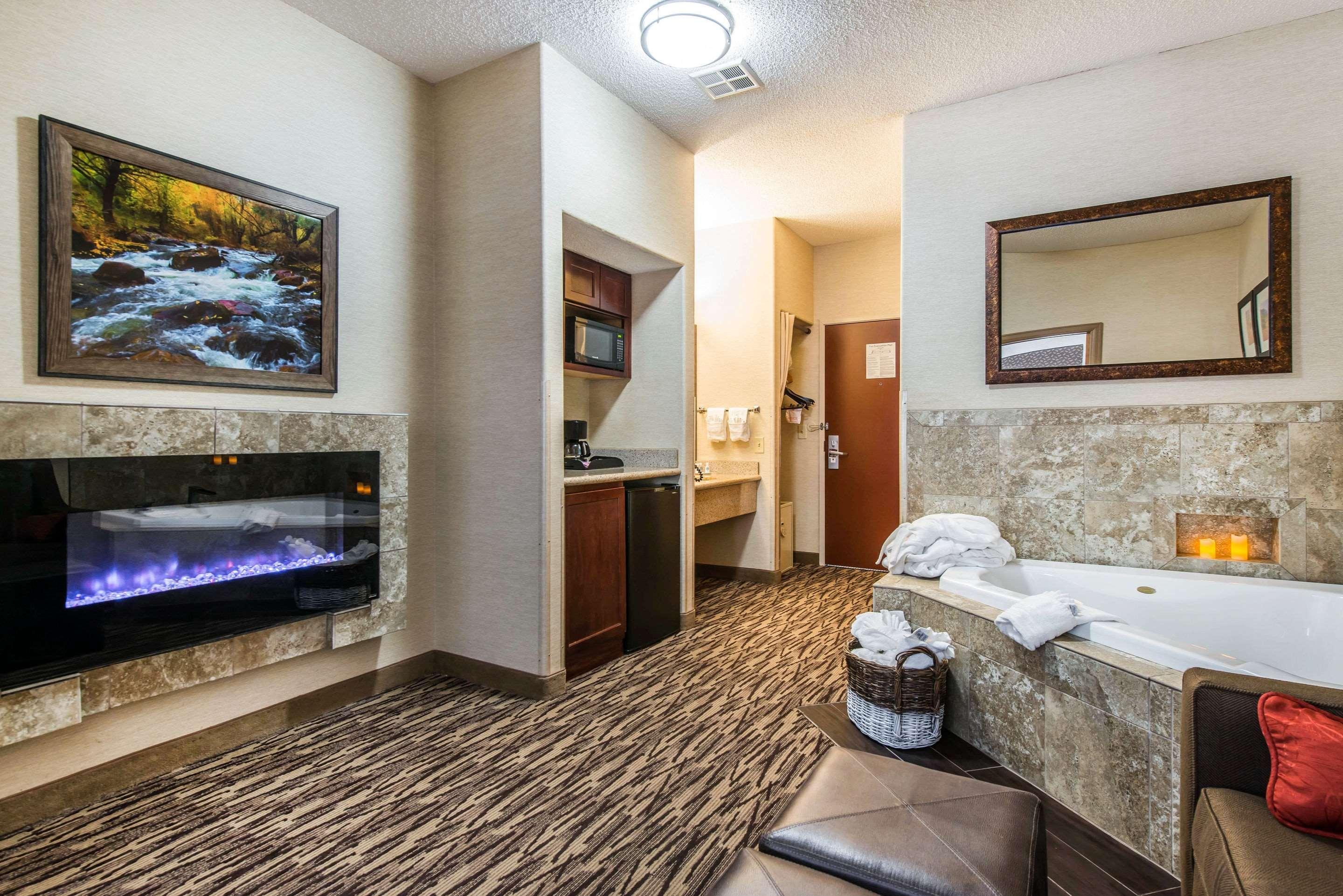 Comfort Suites Golden West On Evergreen Parkway Ngoại thất bức ảnh